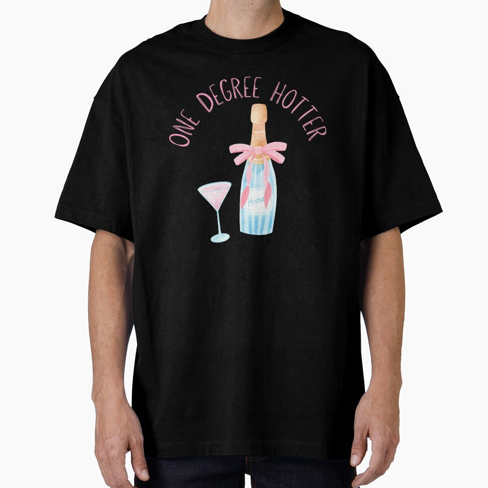 Degree Graduate Tee by TrendVaullt